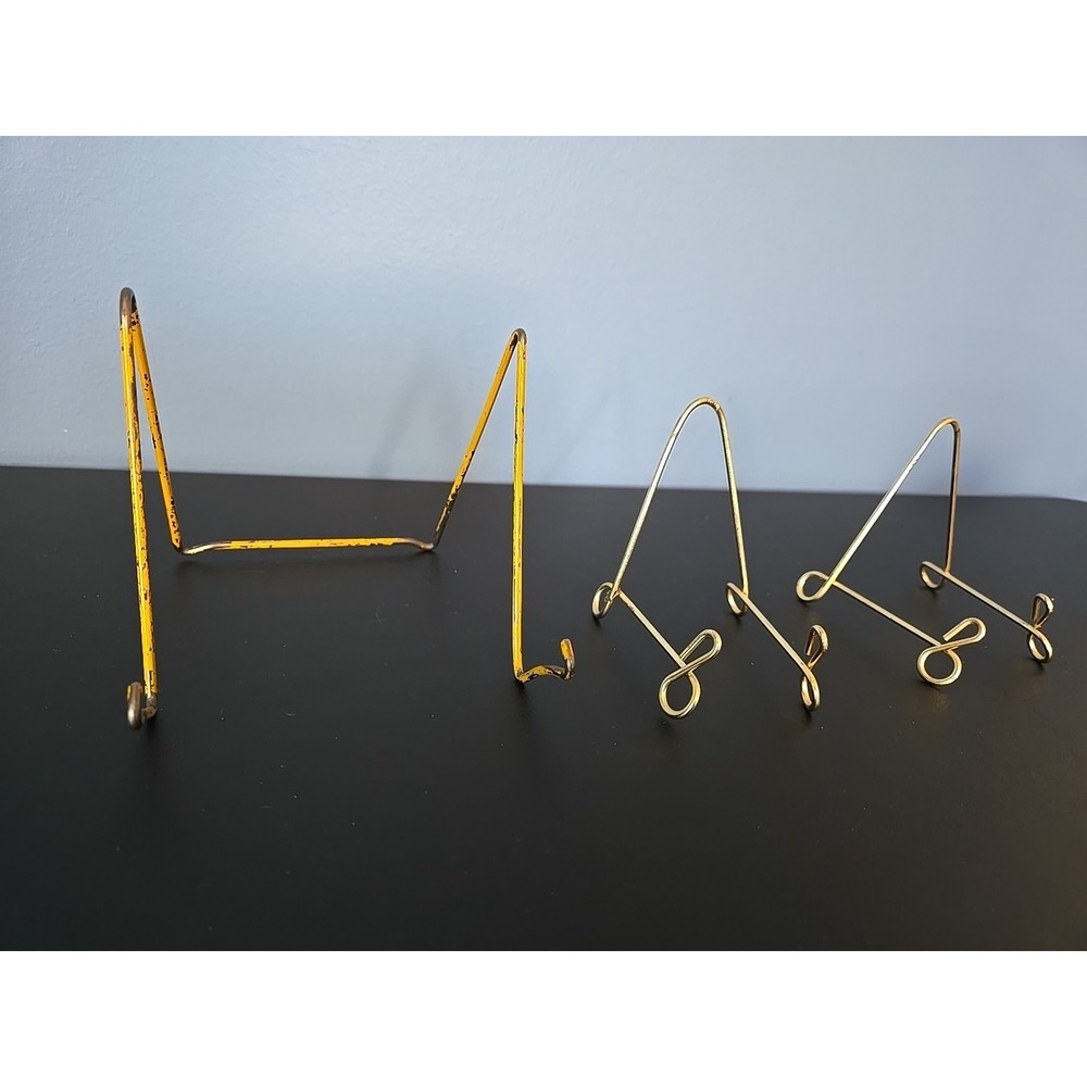 Set of 3 gold toned twisted metal plated artwork display easel stand Size -pics